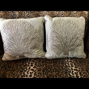 Coastal Collection By ENVOGUE 2 Pillows